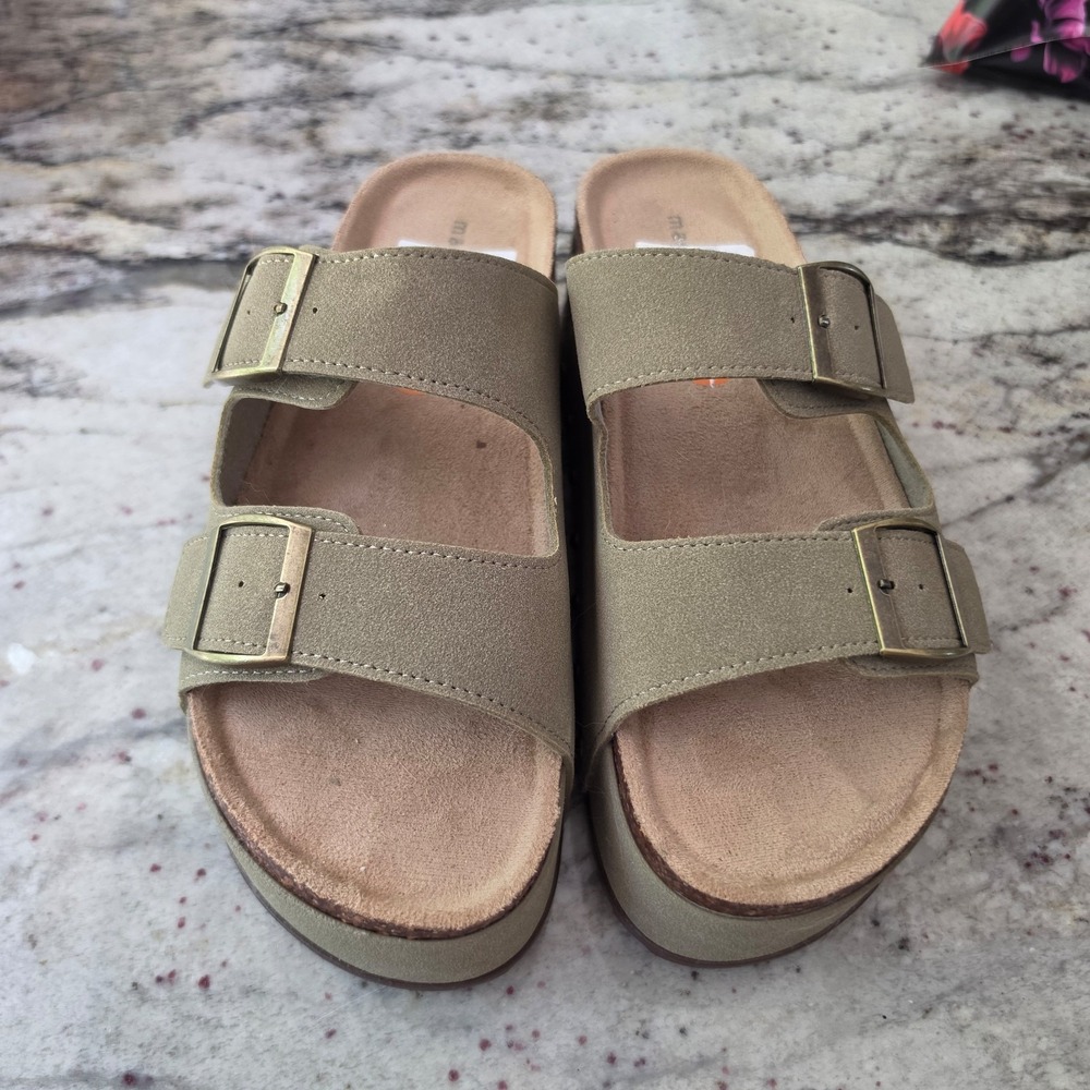 Platform Sandals womens tan size 11 nwot